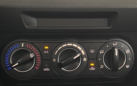 Mazda 3, 2014 год, 1 349 000 рублей, 28 фотография