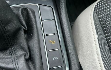 Volkswagen Tiguan II, 2019 год, 2 099 000 рублей, 27 фотография