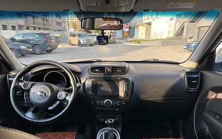 KIA Soul II рестайлинг, 2018 год, 1 750 000 рублей, 5 фотография