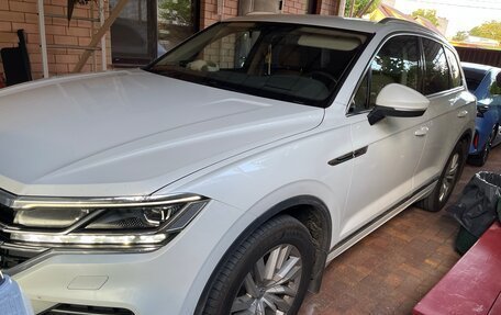 Volkswagen Touareg III, 2019 год, 4 750 000 рублей, 16 фотография