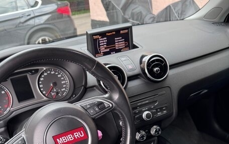 Audi A1, 2011 год, 1 090 000 рублей, 10 фотография