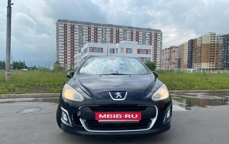 Peugeot 308 II, 2012 год, 415 000 рублей, 2 фотография