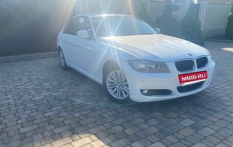 BMW 3 серия, 2011 год, 1 185 000 рублей, 2 фотография