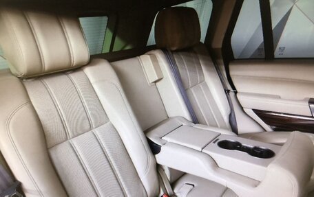 Land Rover Range Rover IV рестайлинг, 2016 год, 5 000 000 рублей, 17 фотография