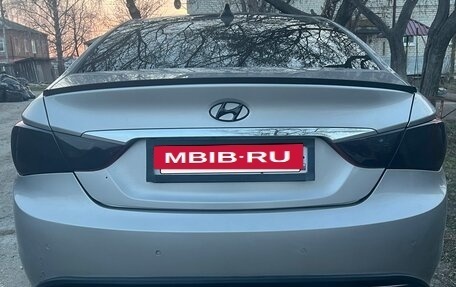 Hyundai Sonata VI, 2011 год, 1 160 000 рублей, 7 фотография