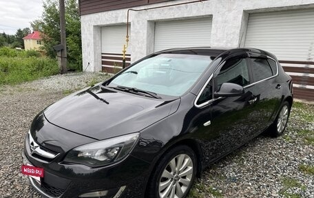 Opel Astra J, 2013 год, 950 000 рублей, 2 фотография