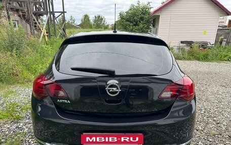 Opel Astra J, 2013 год, 950 000 рублей, 6 фотография