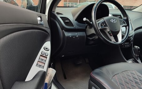 Hyundai Solaris II рестайлинг, 2014 год, 1 150 000 рублей, 5 фотография