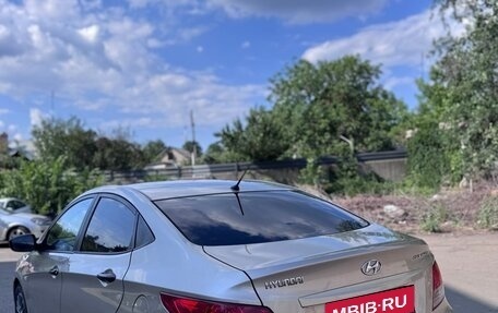 Hyundai Solaris II рестайлинг, 2012 год, 785 000 рублей, 4 фотография