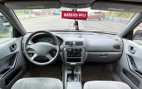 Mitsubishi Galant VIII, 2001 год, 270 000 рублей, 10 фотография