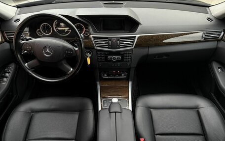 Mercedes-Benz E-Класс, 2012 год, 1 400 000 рублей, 7 фотография