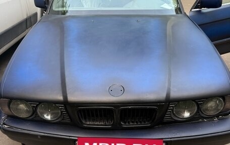 BMW 5 серия, 1994 год, 550 000 рублей, 3 фотография