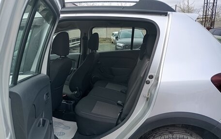 Renault Sandero II рестайлинг, 2019 год, 1 100 000 рублей, 12 фотография