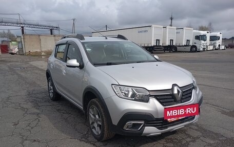 Renault Sandero II рестайлинг, 2019 год, 1 100 000 рублей, 2 фотография