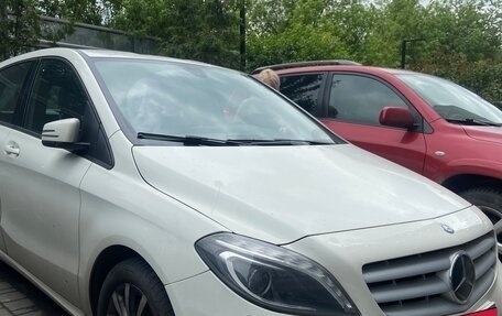 Mercedes-Benz B-Класс, 2014 год, 1 500 000 рублей, 2 фотография