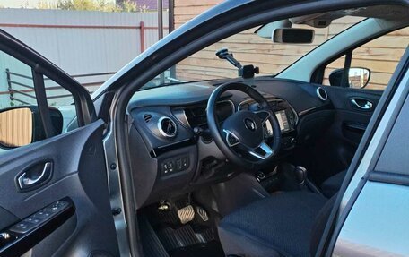 Renault Kaptur I рестайлинг, 2021 год, 1 699 000 рублей, 5 фотография