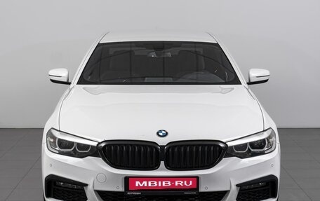 BMW 5 серия, 2018 год, 2 750 000 рублей, 3 фотография