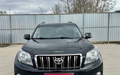 Toyota Land Cruiser Prado 150 рестайлинг 2, 2013 год, 3 000 000 рублей, 1 фотография