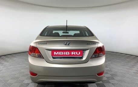 Hyundai Solaris II рестайлинг, 2012 год, 848 000 рублей, 6 фотография