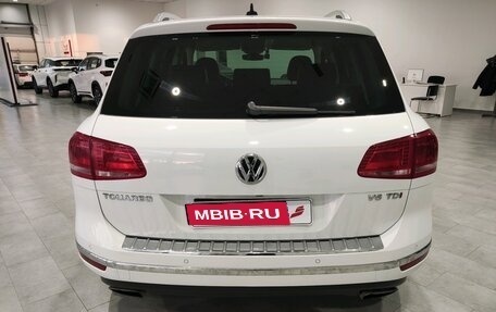 Volkswagen Touareg III, 2016 год, 2 965 000 рублей, 8 фотография