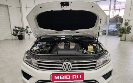 Volkswagen Touareg III, 2016 год, 2 965 000 рублей, 4 фотография