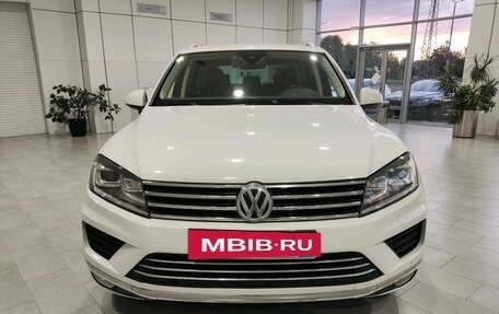 Volkswagen Touareg III, 2016 год, 2 965 000 рублей, 3 фотография