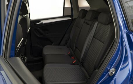 Volkswagen Tiguan II, 2020 год, 2 830 000 рублей, 9 фотография