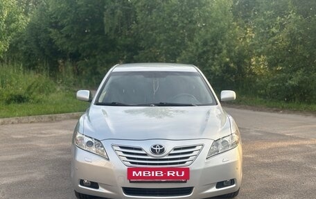 Toyota Camry, 2008 год, 1 190 000 рублей, 2 фотография