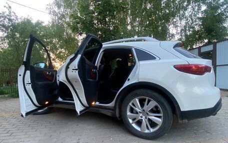 Infiniti FX II, 2012 год, 1 800 000 рублей, 15 фотография
