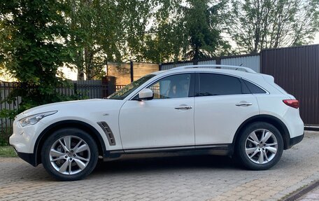 Infiniti FX II, 2012 год, 1 800 000 рублей, 26 фотография