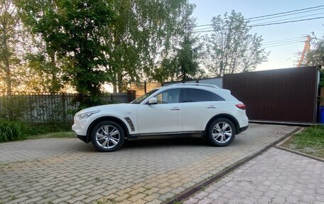 Infiniti FX II, 2012 год, 1 800 000 рублей, 25 фотография