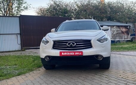 Infiniti FX II, 2012 год, 1 800 000 рублей, 23 фотография
