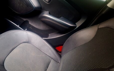 Hyundai ix35 I рестайлинг, 2010 год, 970 000 рублей, 9 фотография