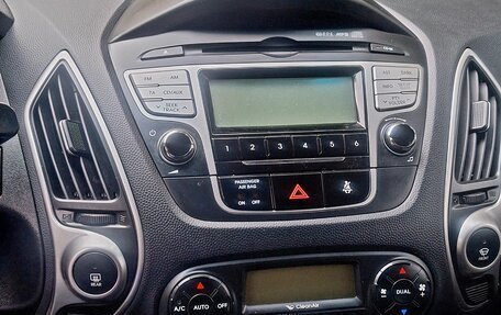 Hyundai ix35 I рестайлинг, 2010 год, 970 000 рублей, 15 фотография