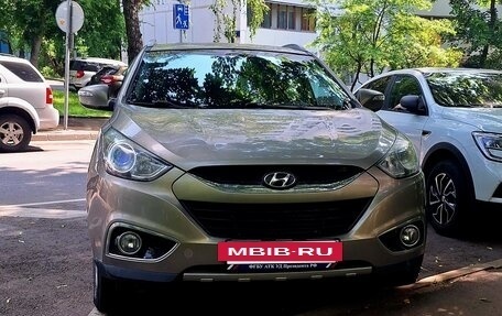 Hyundai ix35 I рестайлинг, 2010 год, 970 000 рублей, 2 фотография