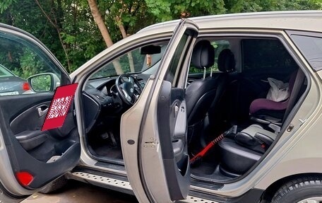 Hyundai ix35 I рестайлинг, 2010 год, 970 000 рублей, 7 фотография