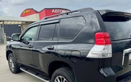 Toyota Land Cruiser Prado 150 рестайлинг 2, 2013 год, 3 000 000 рублей, 5 фотография