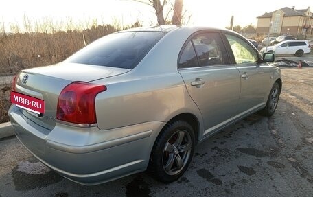 Toyota Avensis III рестайлинг, 2004 год, 650 000 рублей, 4 фотография