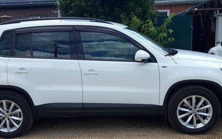 Volkswagen Tiguan I, 2015 год, 1 400 000 рублей, 4 фотография