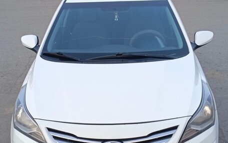 Hyundai Solaris II рестайлинг, 2016 год, 780 000 рублей, 2 фотография