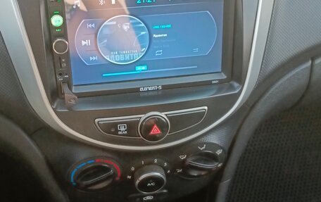 Hyundai Solaris II рестайлинг, 2016 год, 780 000 рублей, 13 фотография
