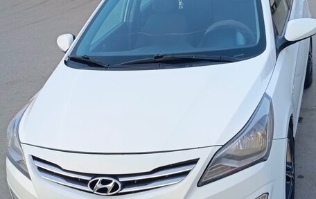 Hyundai Solaris II рестайлинг, 2016 год, 780 000 рублей, 3 фотография