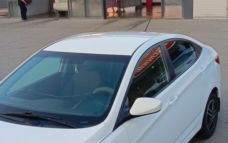 Hyundai Solaris II рестайлинг, 2016 год, 780 000 рублей, 30 фотография