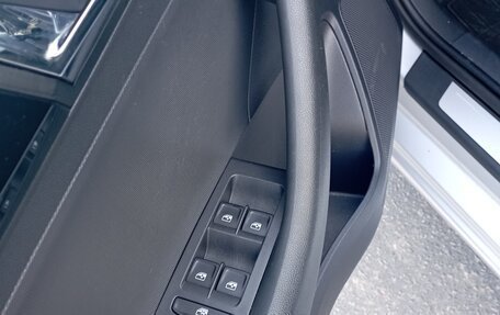 Skoda Rapid I, 2018 год, 1 600 000 рублей, 13 фотография