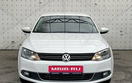 Volkswagen Jetta VI, 2013 год, 1 070 000 рублей, 3 фотография