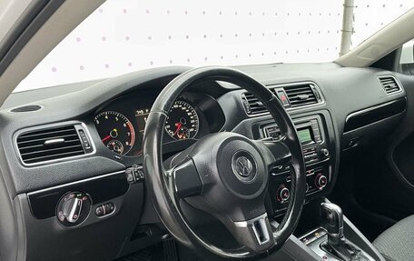 Volkswagen Jetta VI, 2013 год, 1 070 000 рублей, 15 фотография