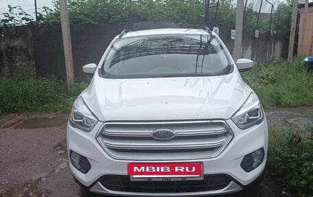 Ford Escape III, 2019 год, 1 680 000 рублей, 4 фотография