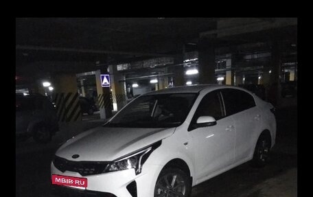 KIA Rio IV, 2021 год, 2 100 000 рублей, 6 фотография