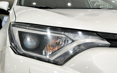 Toyota RAV4, 2017 год, 2 150 000 рублей, 21 фотография