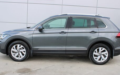 Volkswagen Tiguan II, 2021 год, 3 229 000 рублей, 11 фотография
